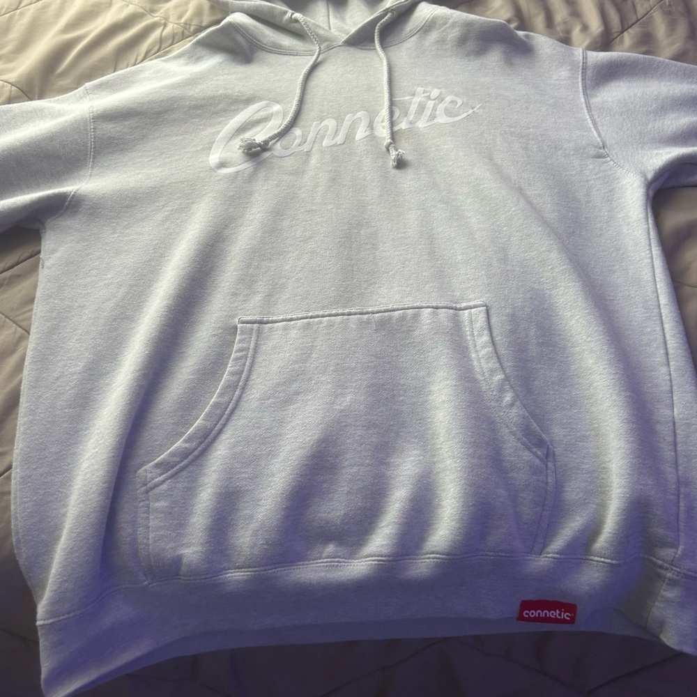 XL grey connetic hoodie